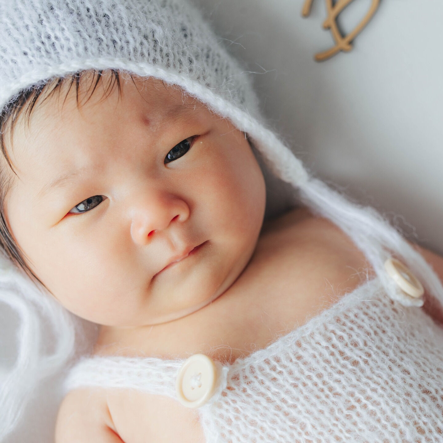【 ニューボーンフォト～写真を見返す習慣が生み出す、しあわせ